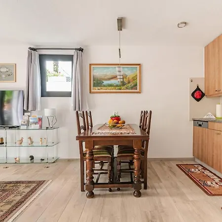 Casa Flora * Gordola